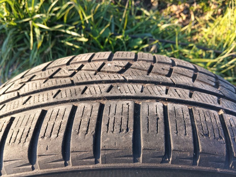 Зимни гуми с джанти от  Пежо