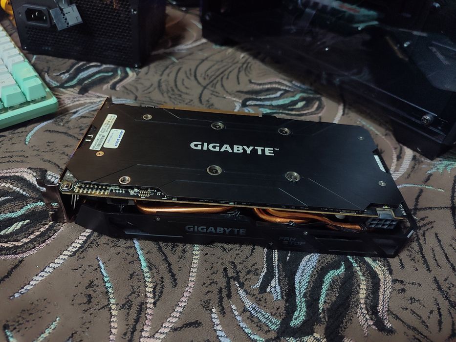 Продам Комплектующие