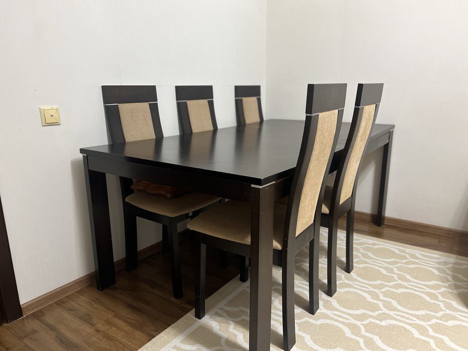 Продам стол и стулья