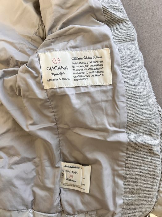 Продам женские куртки!