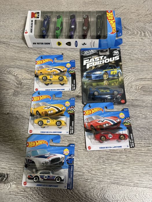 Hot wheels колички 1:64