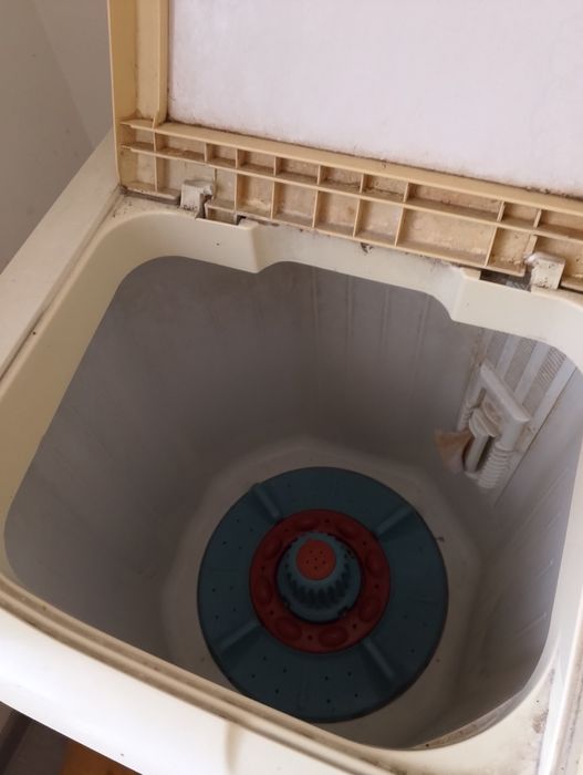 Kir yuvish moshinasi