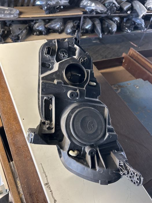 Фар за touota proace