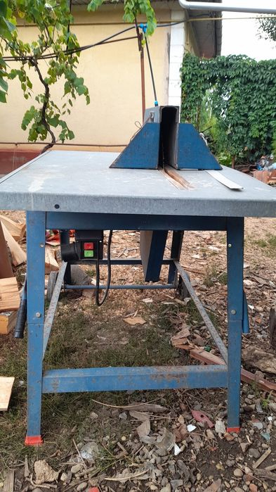 Circular de vânzare  stare foarte bună  ,recent adus din germania!