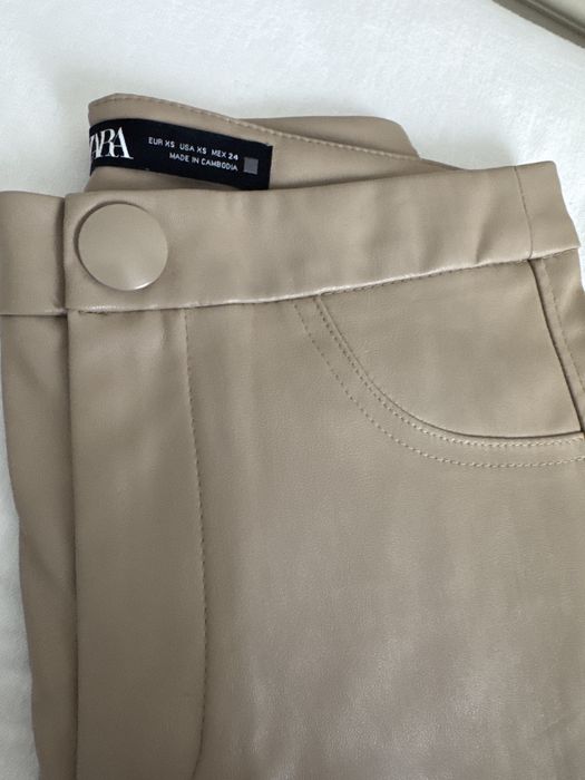 Чисто нов кожен клин Zara