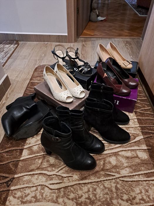 7 чифта обувки и боти