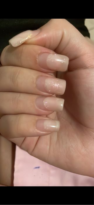 Servicii de frumusețe/ manichiura/ pedichiura/tratamente