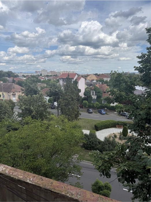 Apartament 3 camere pe Closca