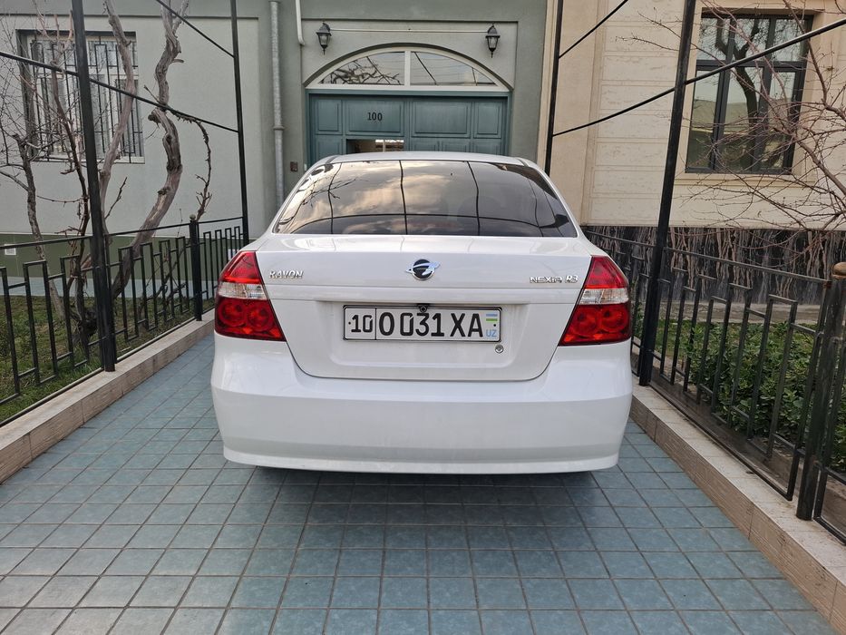 Nexia Ravon R3 srochni sotiladi