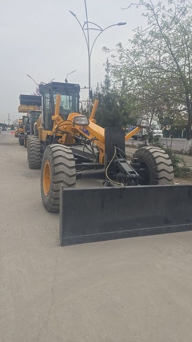 Автогрейдер XCMG 180GR