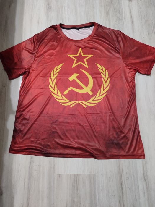 Футболка с принтом