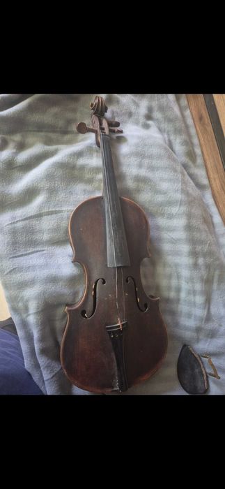 Vioara veche copie stradivarius