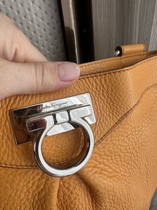 Сумка Salvatore Ferragamo оригинал