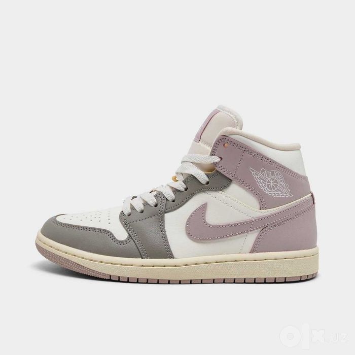 Кроссовки женские Air Jordan Retro 1 Mid ! Новые в коробке! Оригинал!