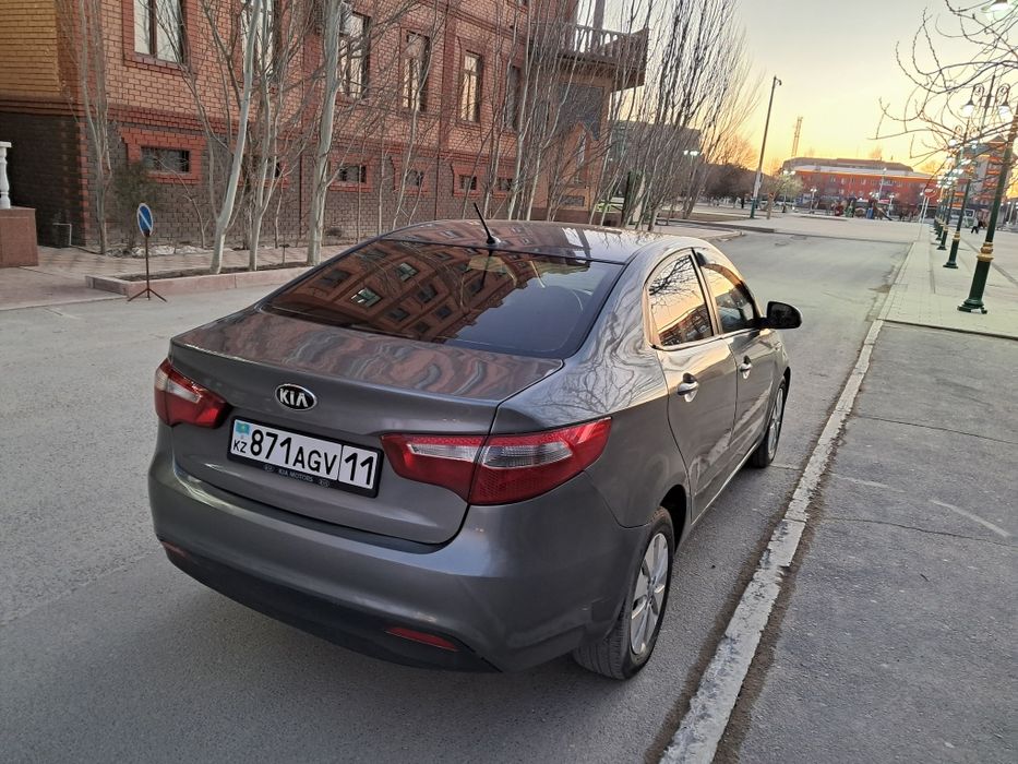 Kia Rio 2014г  1.6 бензин