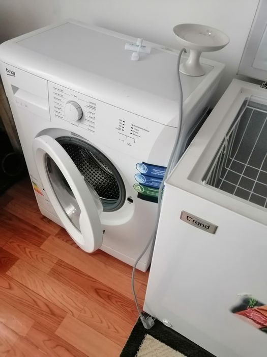 Продам стиральную машину Beko