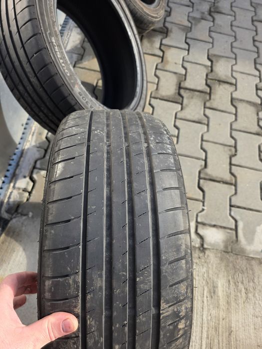 Vand anvelope vara rulate foarte puțin!