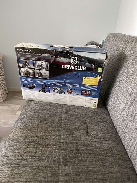 PS 4 500GB + 9 игри