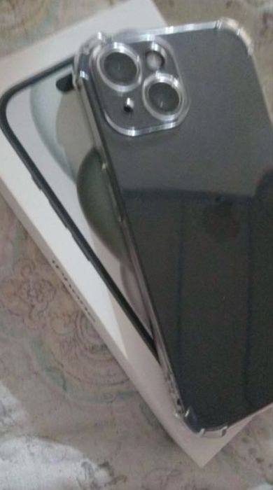 Продам айфон 15