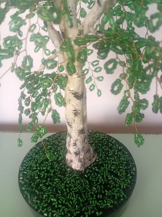 Дерево из бисера