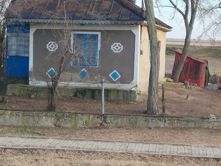 Vand casa cu teren 1000mp Mila 23