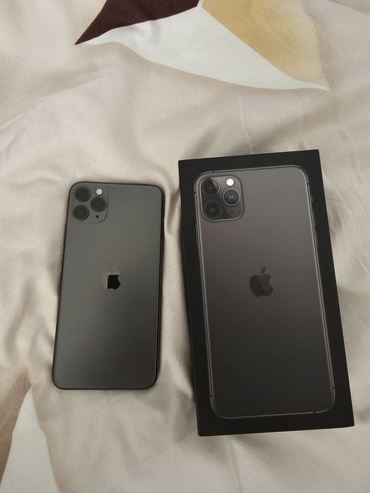 Vând iPhone 11 Pro Max