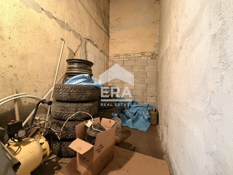 Продава се Промишлена сграда в Силистра, Промишлена зона - Запад - 91 кв.м за 858 €/кв.м - Снимка #2