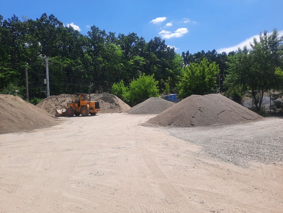 Debarasari moloz, pamant galben, piatra sparta, o744,29,46,22