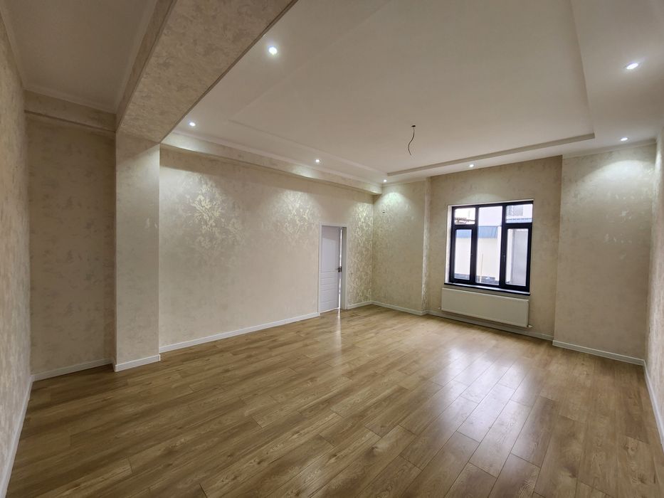 СОТИЛАДИ! 2 Каватли замонавий коттедж!

Чирчиқ шаҳри, о