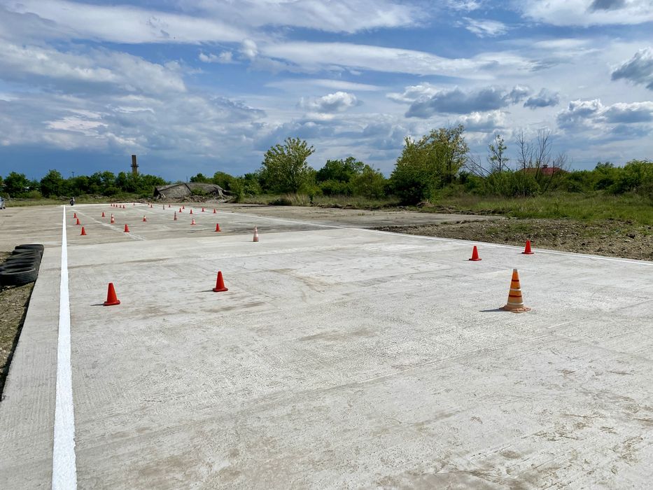 Scoala de soferi ADI & BOGDAN DRIVERS-LUGOJ Cat.AM,A1,A2,A,B,C,CE,D