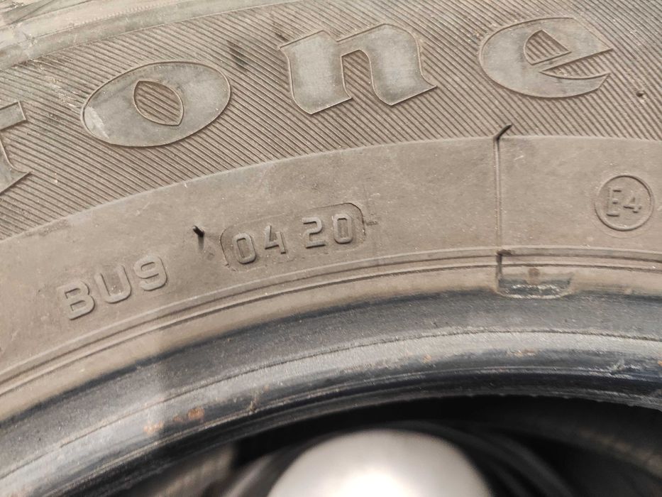 2бр.летни гуми 215/65/16С Firestone