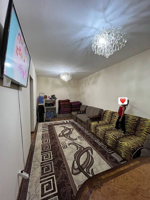 Choshtepada 2 xona SOTILADI SROCHNI 52000 ming kelishamiz