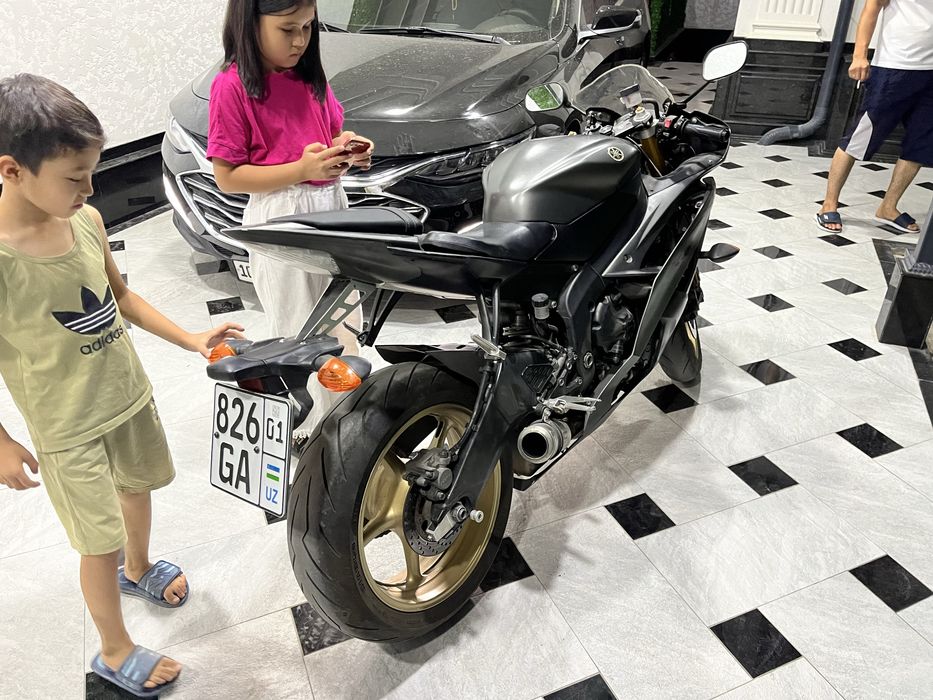 YAMAHA R6 Sport orginal Aparat holaganla uchun.
