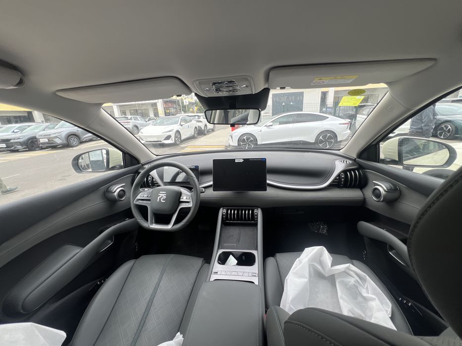 Byd Yuan Plus 2-pozitsiya