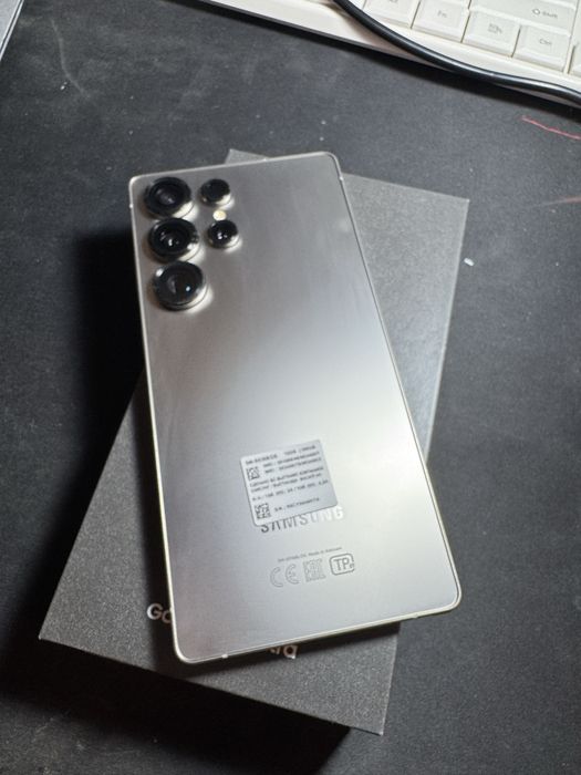 S25 Ultra sotiladi 1 yillik ofissialniy garantiyali