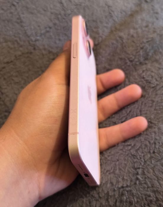 Iphone 15 roz, 128gb, 91%baterie