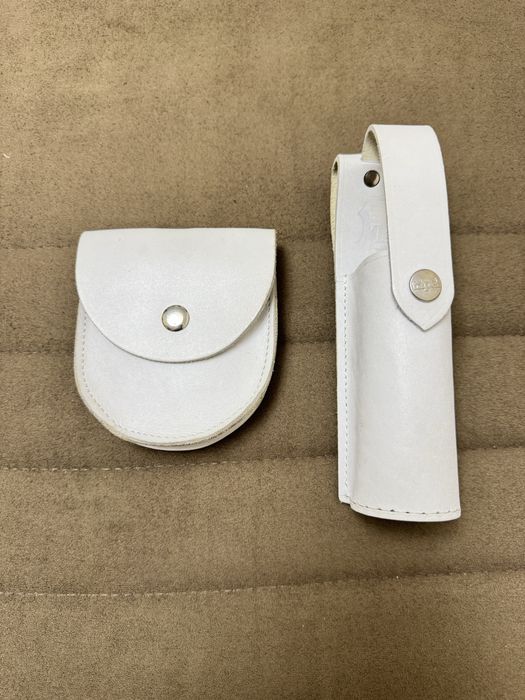 Tocuri piele alba, cordon siguranta