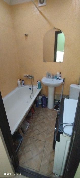 Продам 1 ком. квартиру район Бензострой
