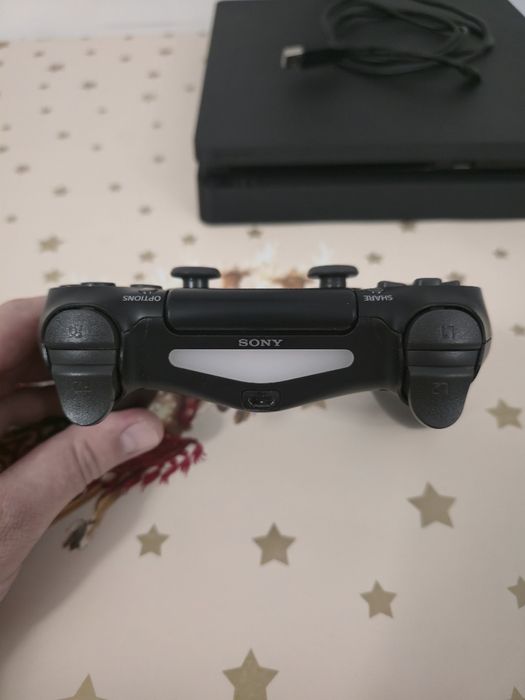 Consola Sony PlayStation 4 Slim 1TB