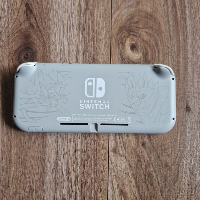 Nintendo Switch Lite Pokemon Zacian & Zamazenta Edition