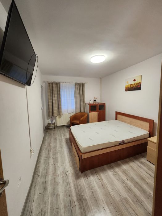 Închiriere garsoniera