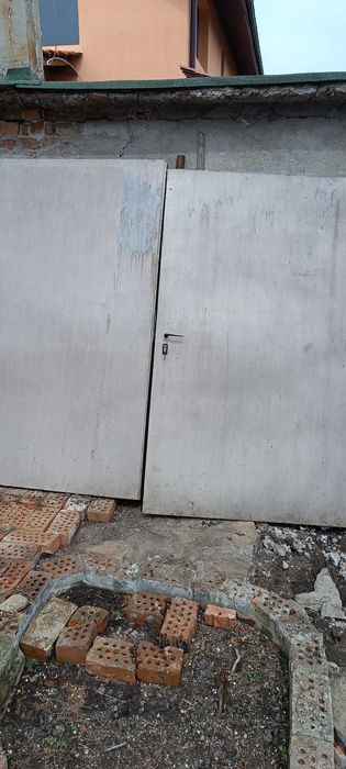 гаражни врати метални