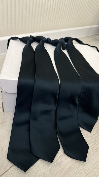 Галстуки зеленые военные