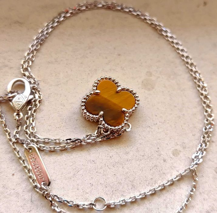 Дамско колие с детелина от тигрово око, Van Cleef & Arpels VCA