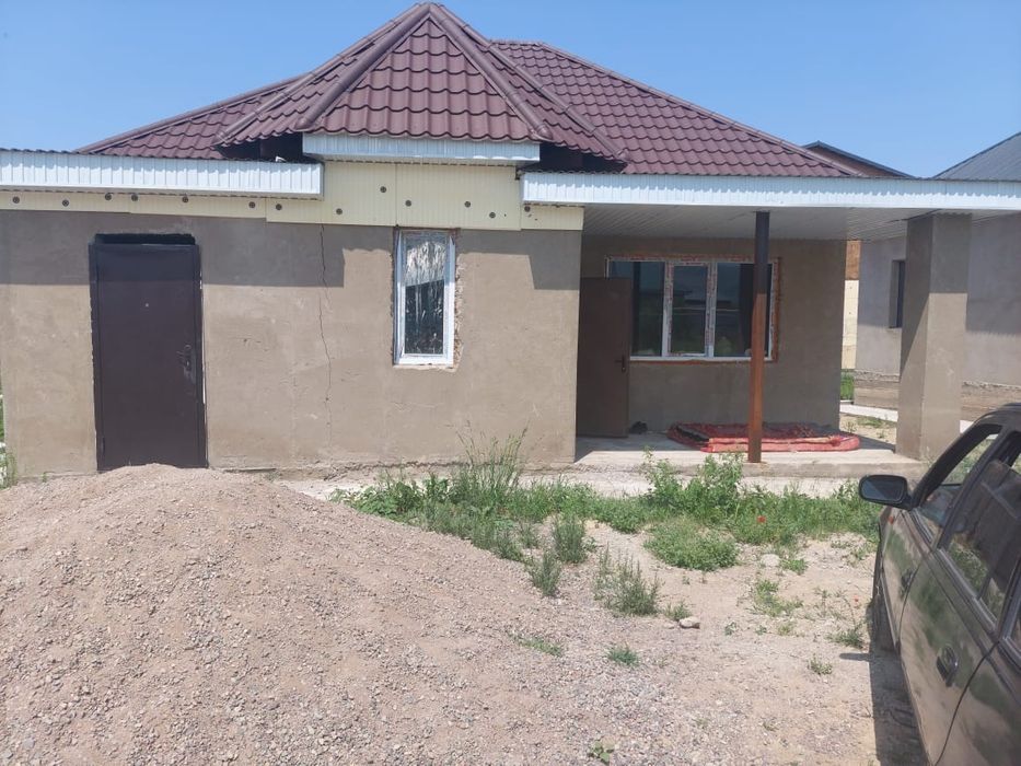 Продам дом в черновои отделке