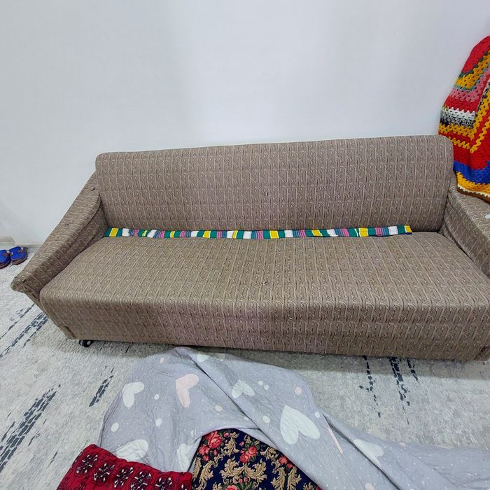 Диван б,у. Келишилган нархда бериб юборилади