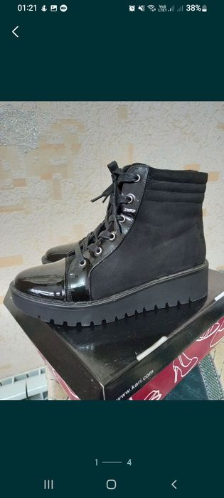 Продам женские сапожки.