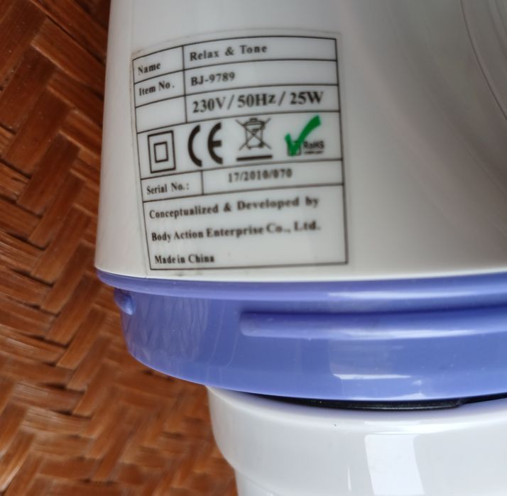 Aparat de masaj Relax & Tone