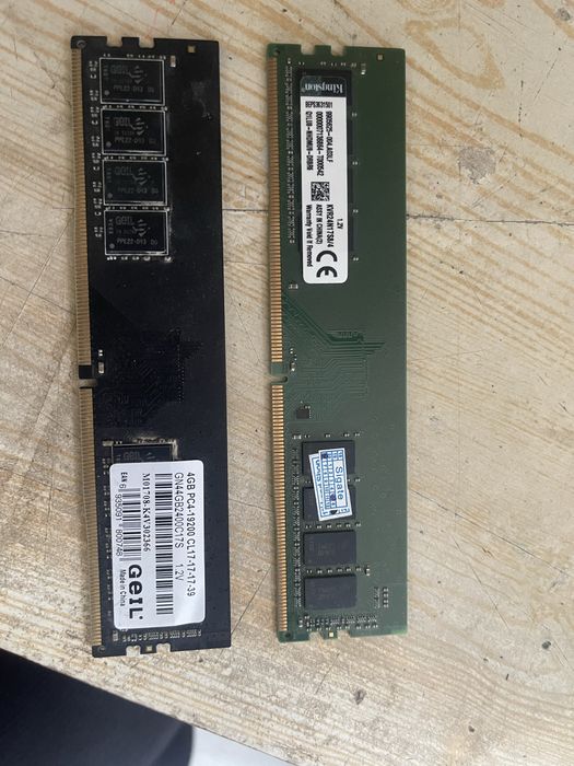 Оперативная памят 4 гб DDR4 сатылады
