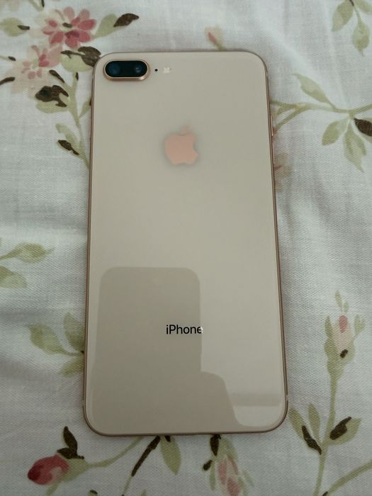 Айфон 8 плюс gold
